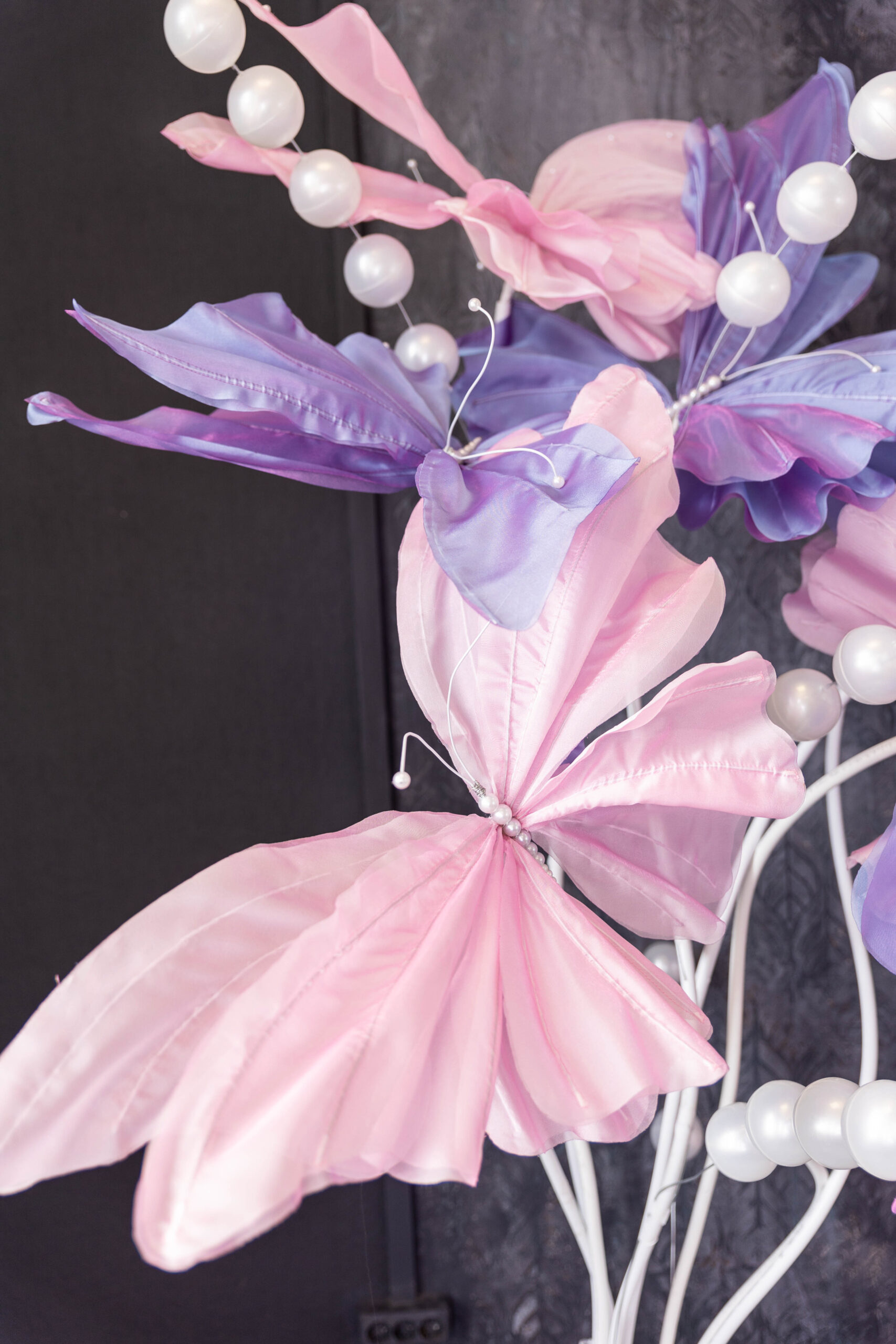 Riesenschmetterling aus Organza | Magische Event-Dekoration & Foto-Requisite